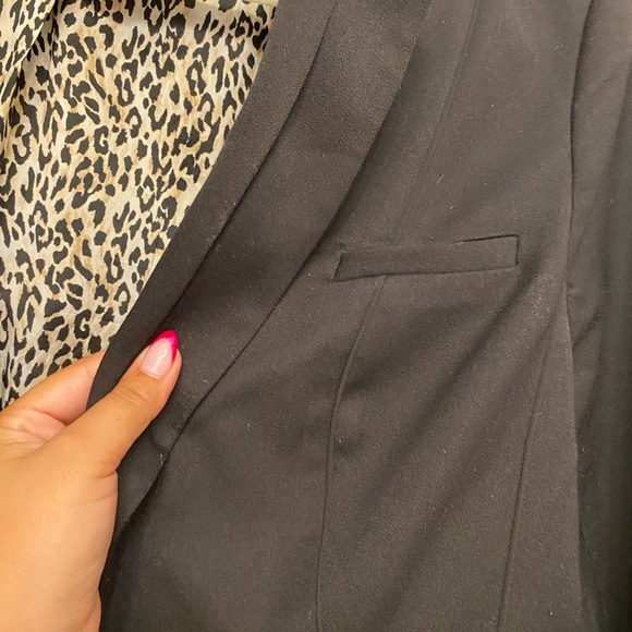 Black blazer with quarter sleeves - Picture 10 of 11